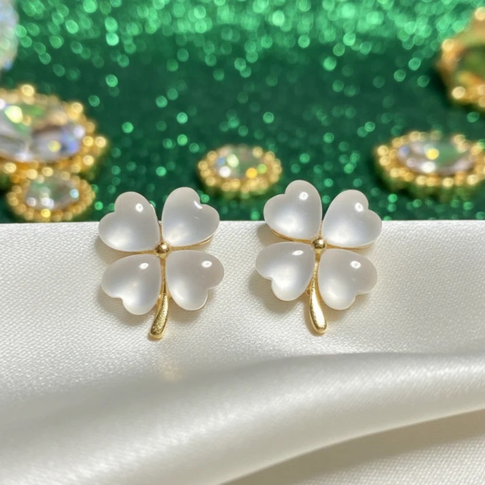 Gold & White Clover Stud Earrings